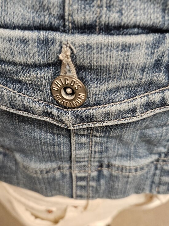 Chico's Platinum Women's Cropped Jean Jacket w/collar size 0 - Picture 11 of 14